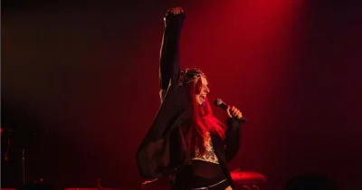 adn-service-concert-live-02